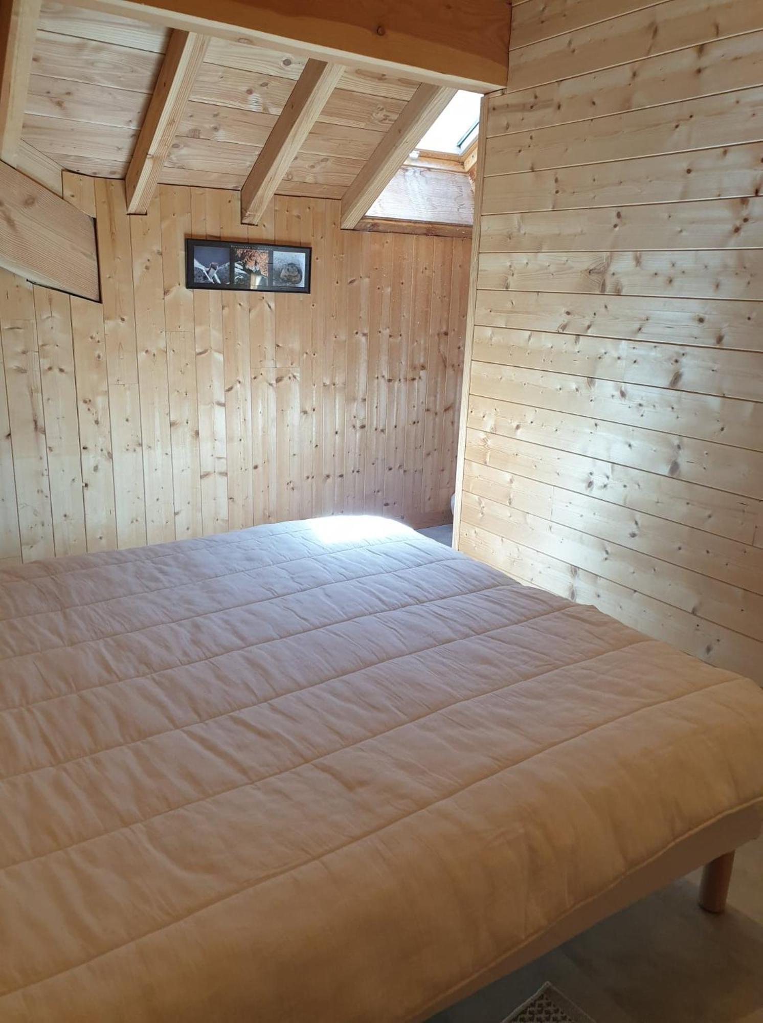 Whisperive Lodge - Le Vert Aux Bords De Rive Le Bourg-d'Oisans Exterior photo